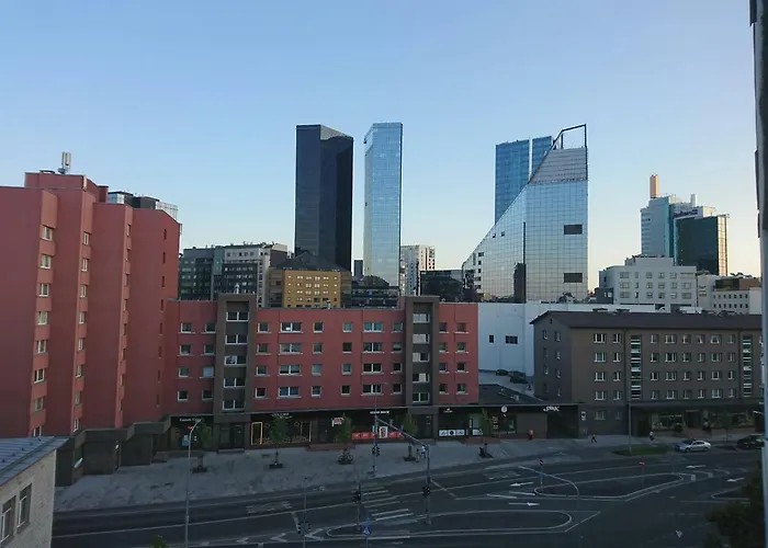 Center Raua With Balcony 公寓 *