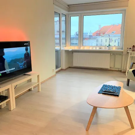 Center Raua With Balcony Apartment